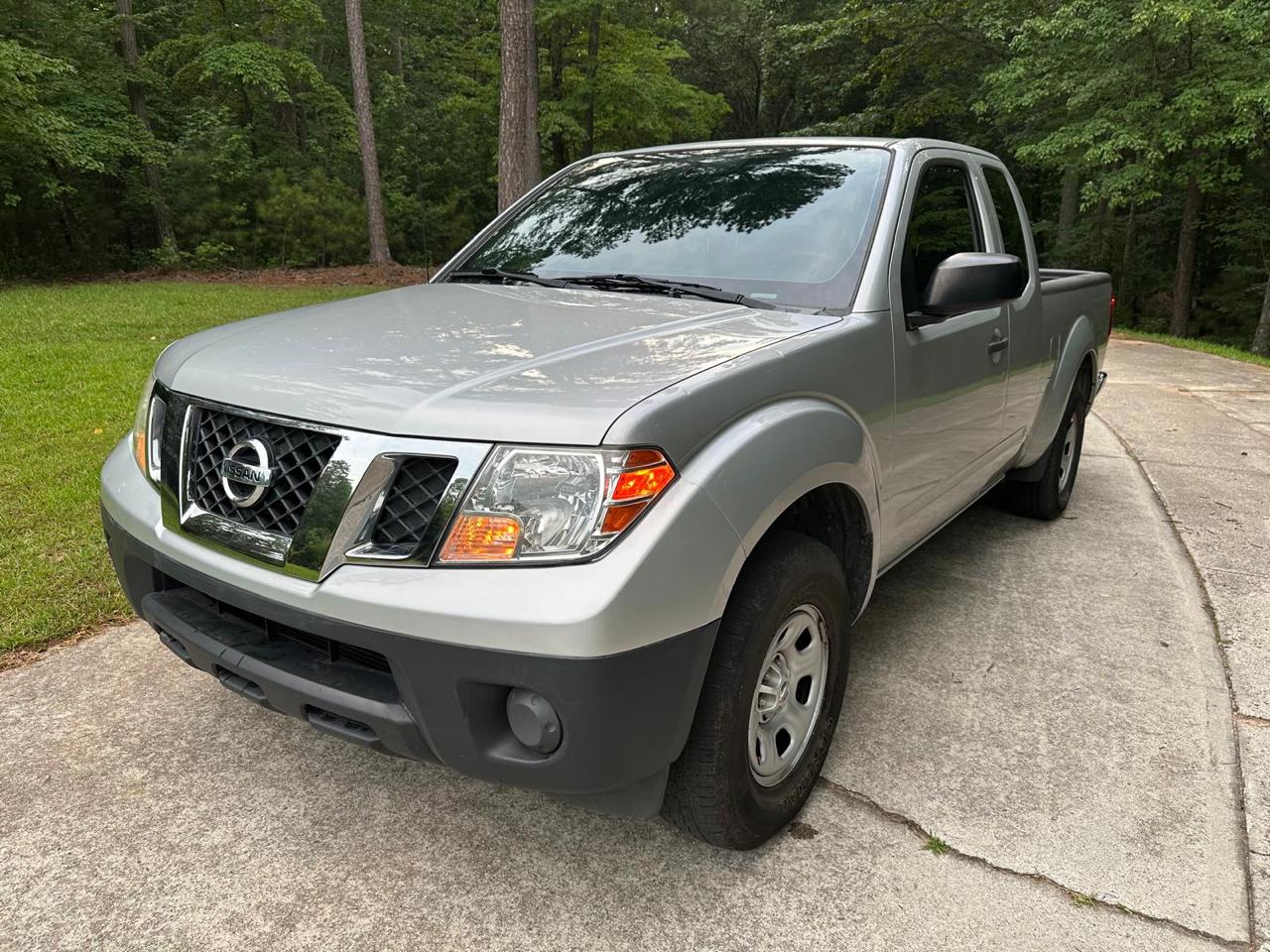 Nissan Frontier S King Cab I4 5AT 2WD 2016