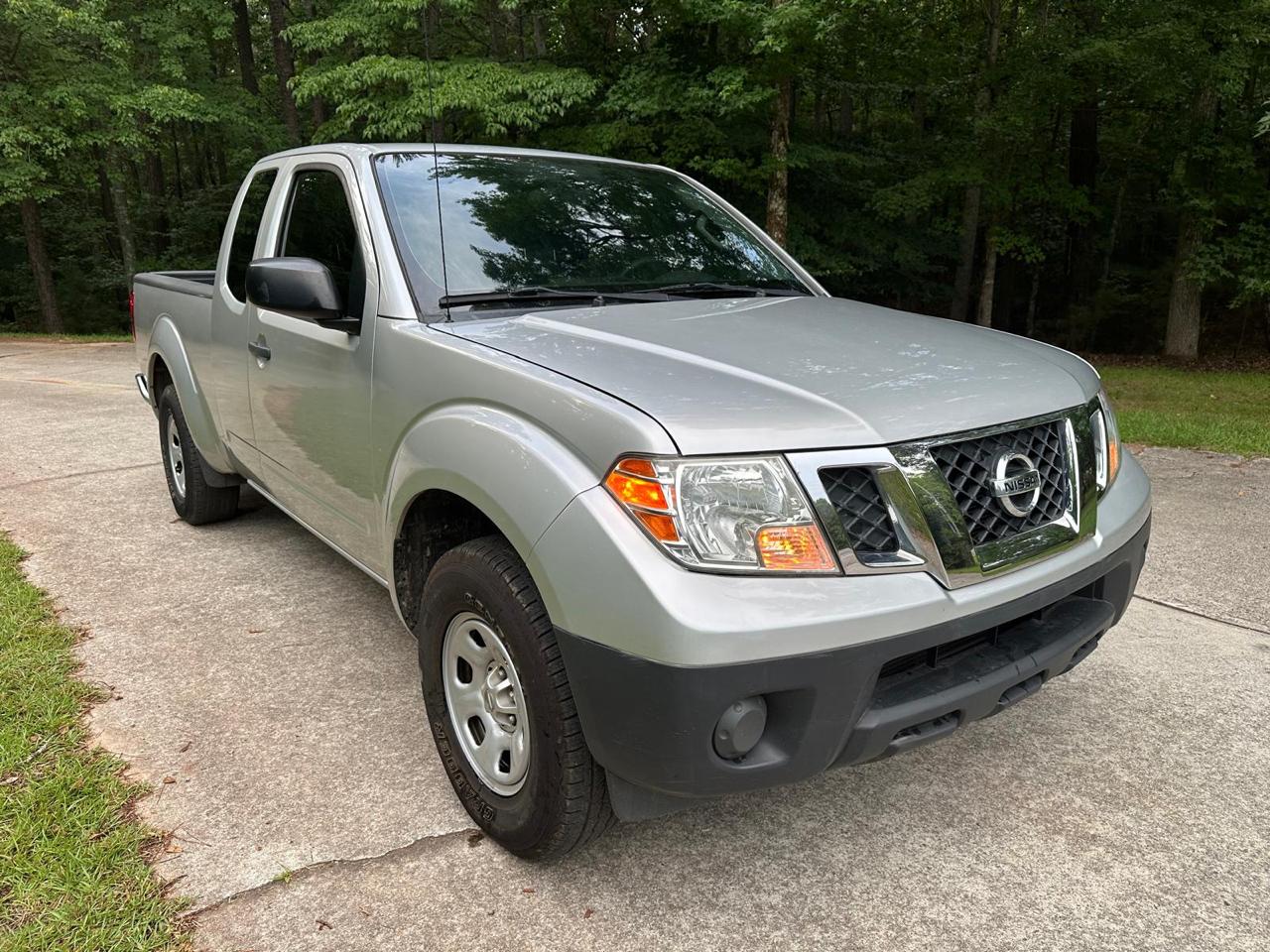 Nissan Frontier S King Cab I4 5AT 2WD 2016