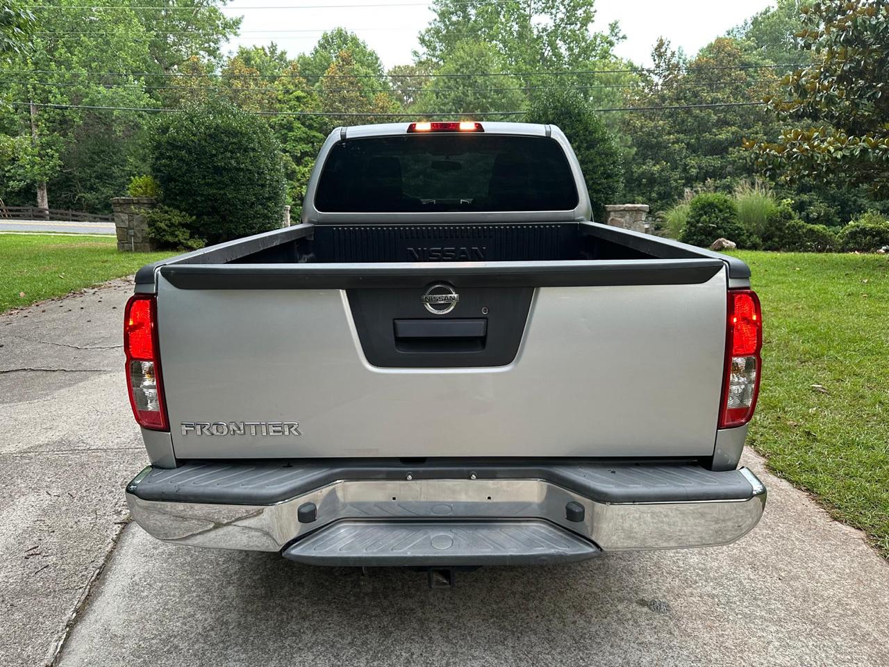 Nissan Frontier S King Cab I4 5AT 2WD 2016