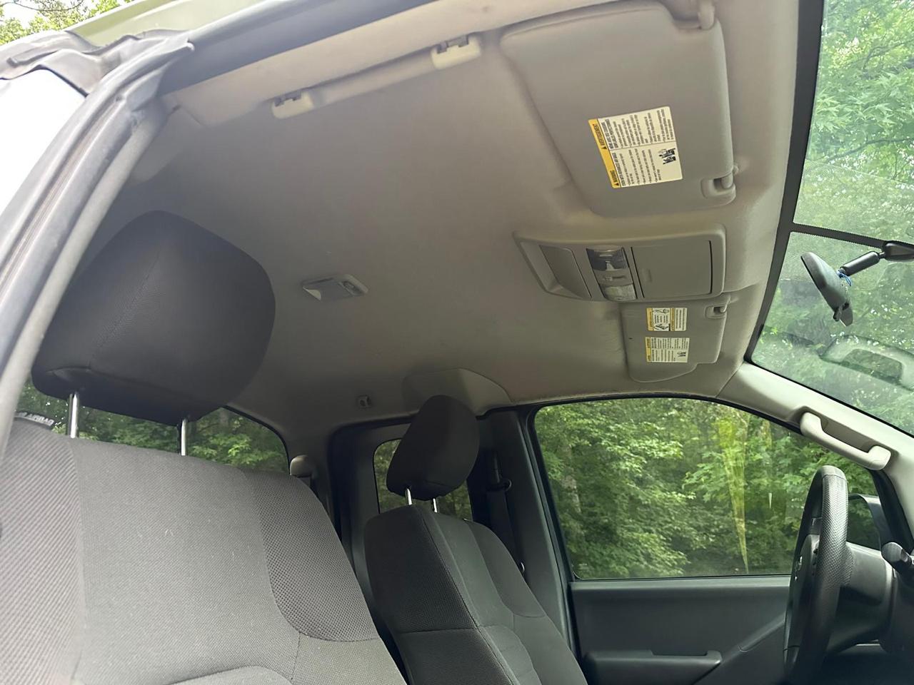 Nissan Frontier S King Cab I4 5AT 2WD 2016