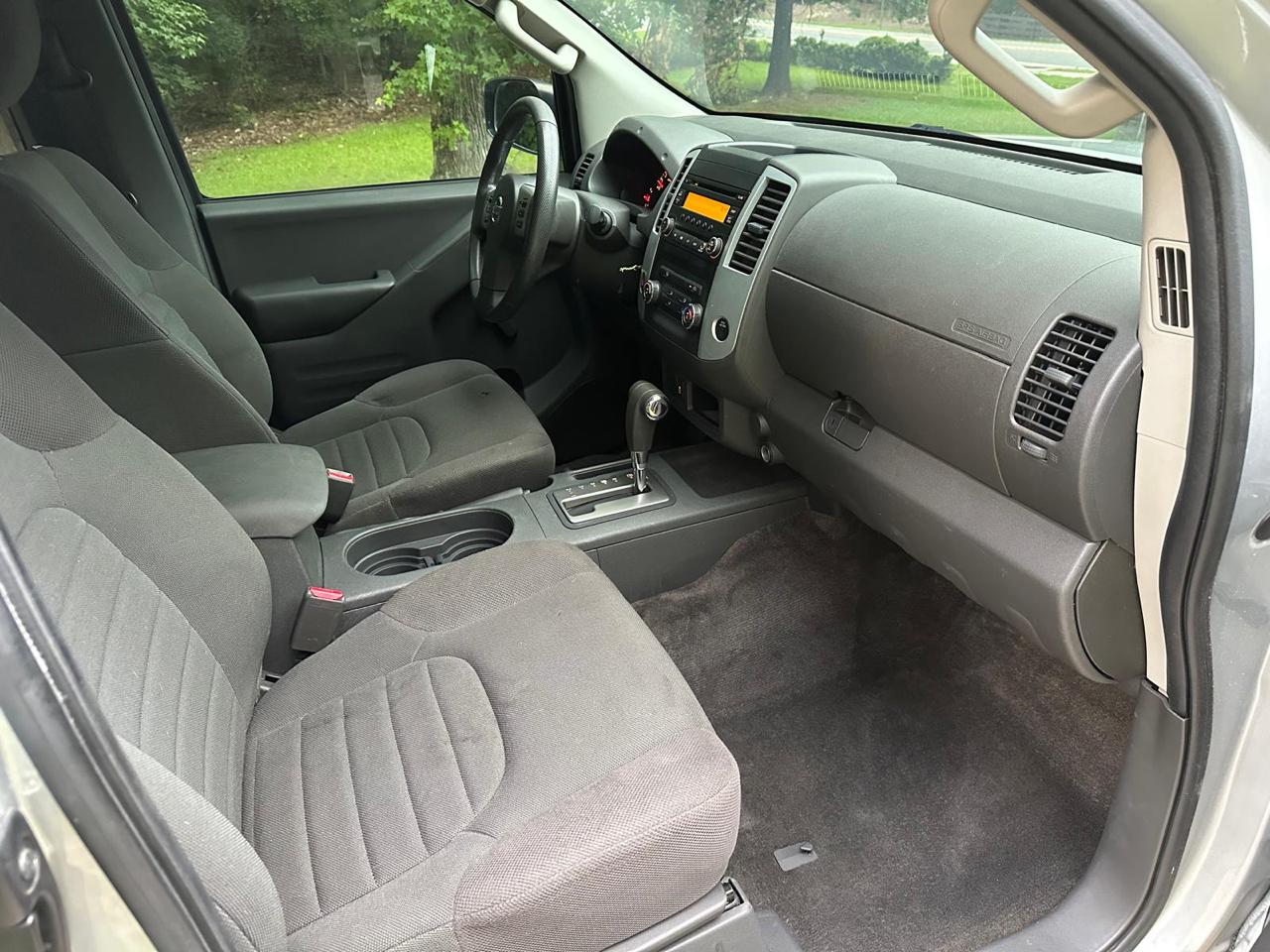 Nissan Frontier S King Cab I4 5AT 2WD 2016