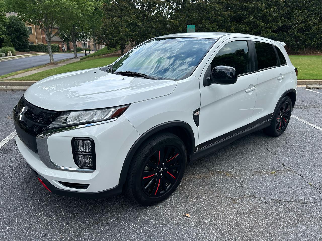 Mitsubishi Outlander Sport  2021