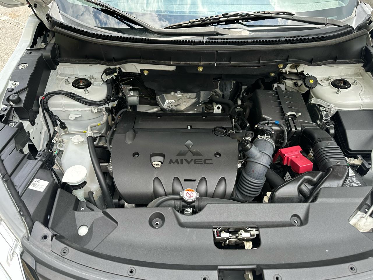 Mitsubishi Outlander Sport  2021
