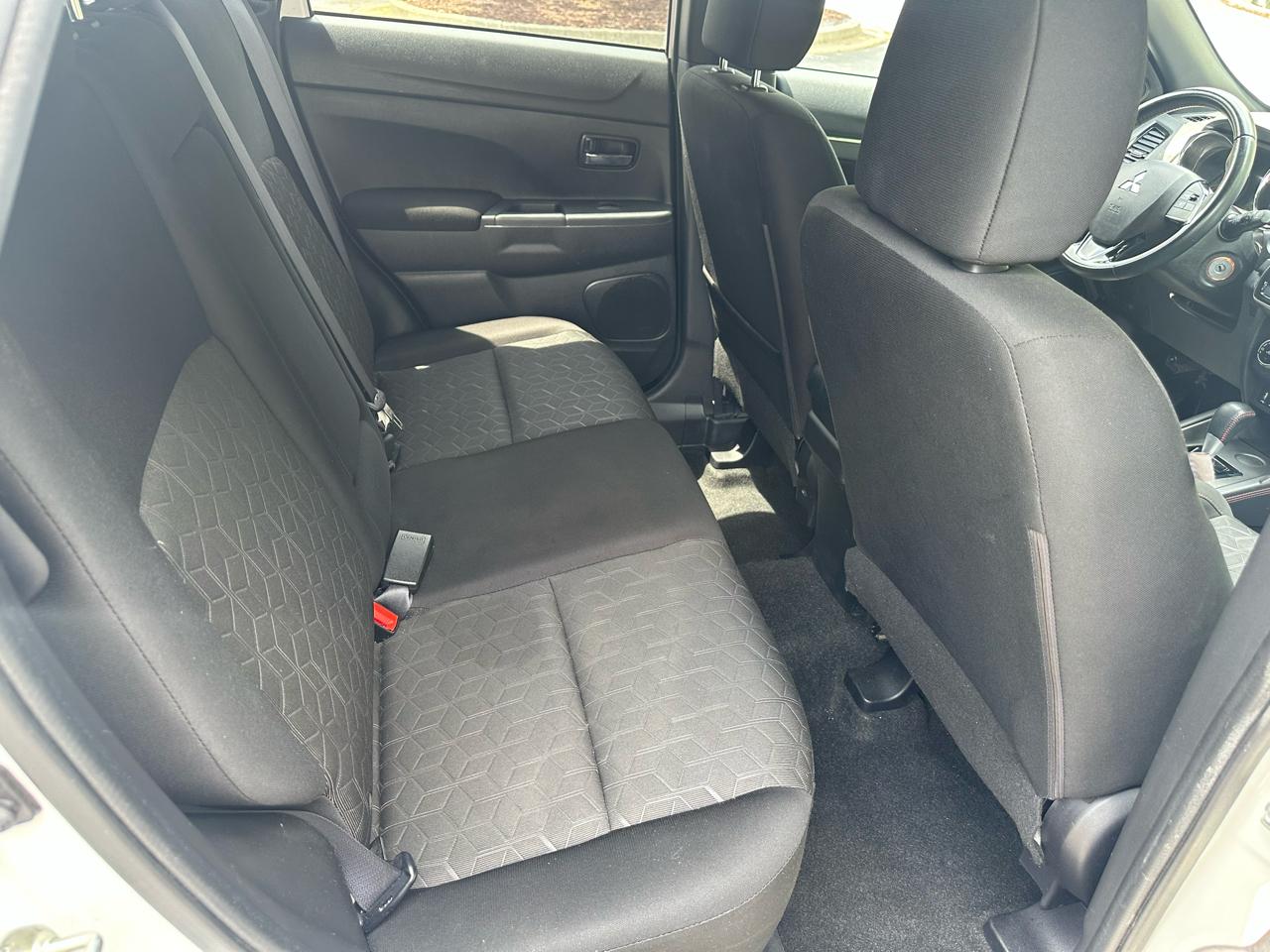 Mitsubishi Outlander Sport  2021