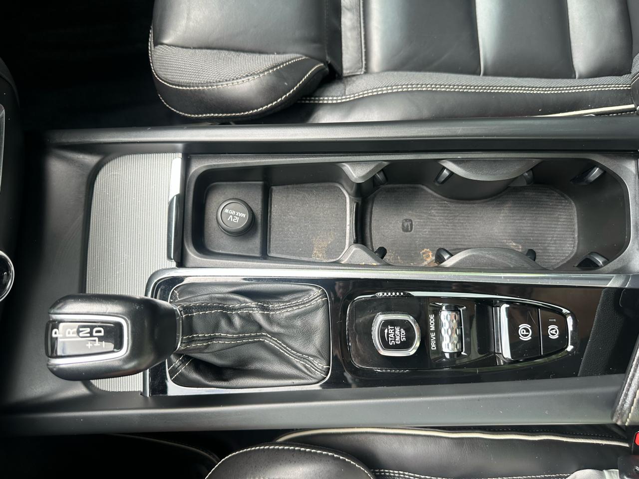 Volvo S60 T6 R-Design AWD 2019