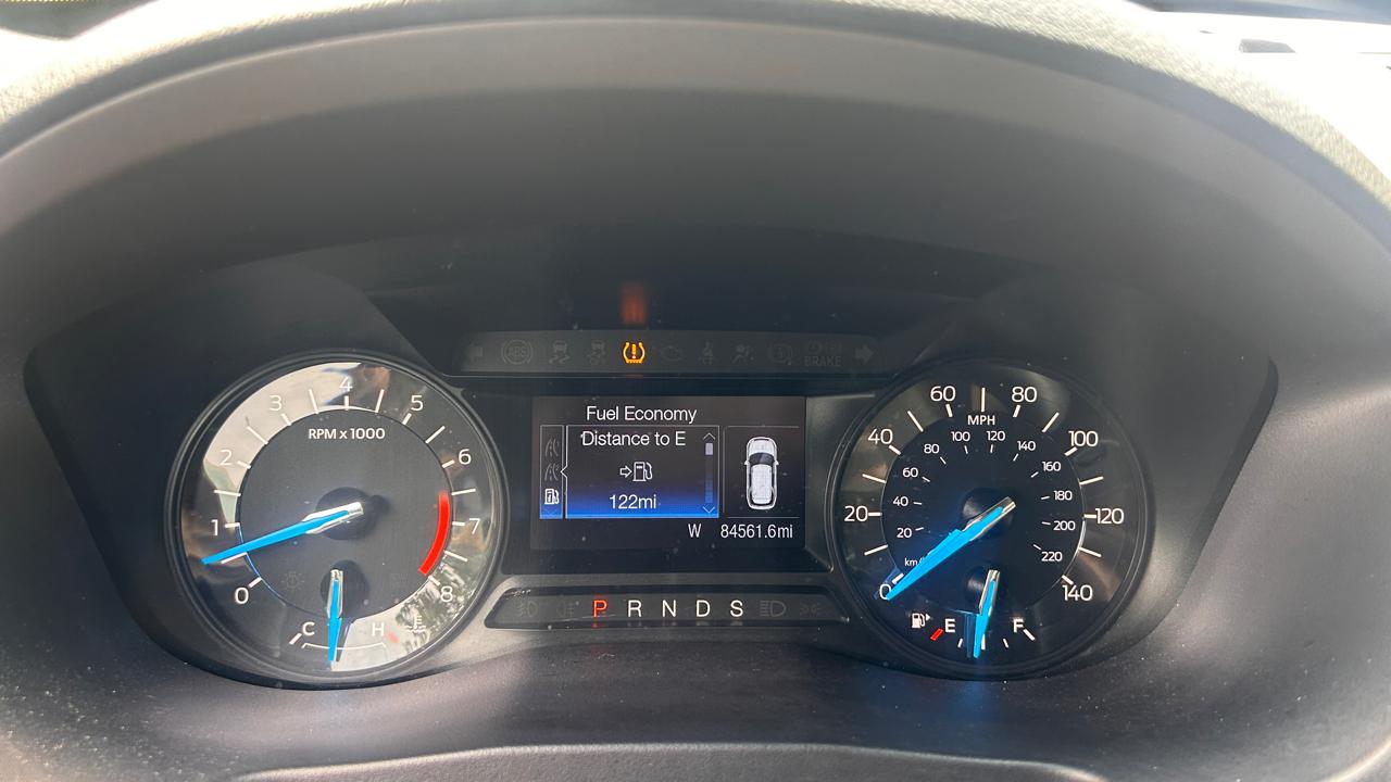 Ford Explorer Base FWD 2016