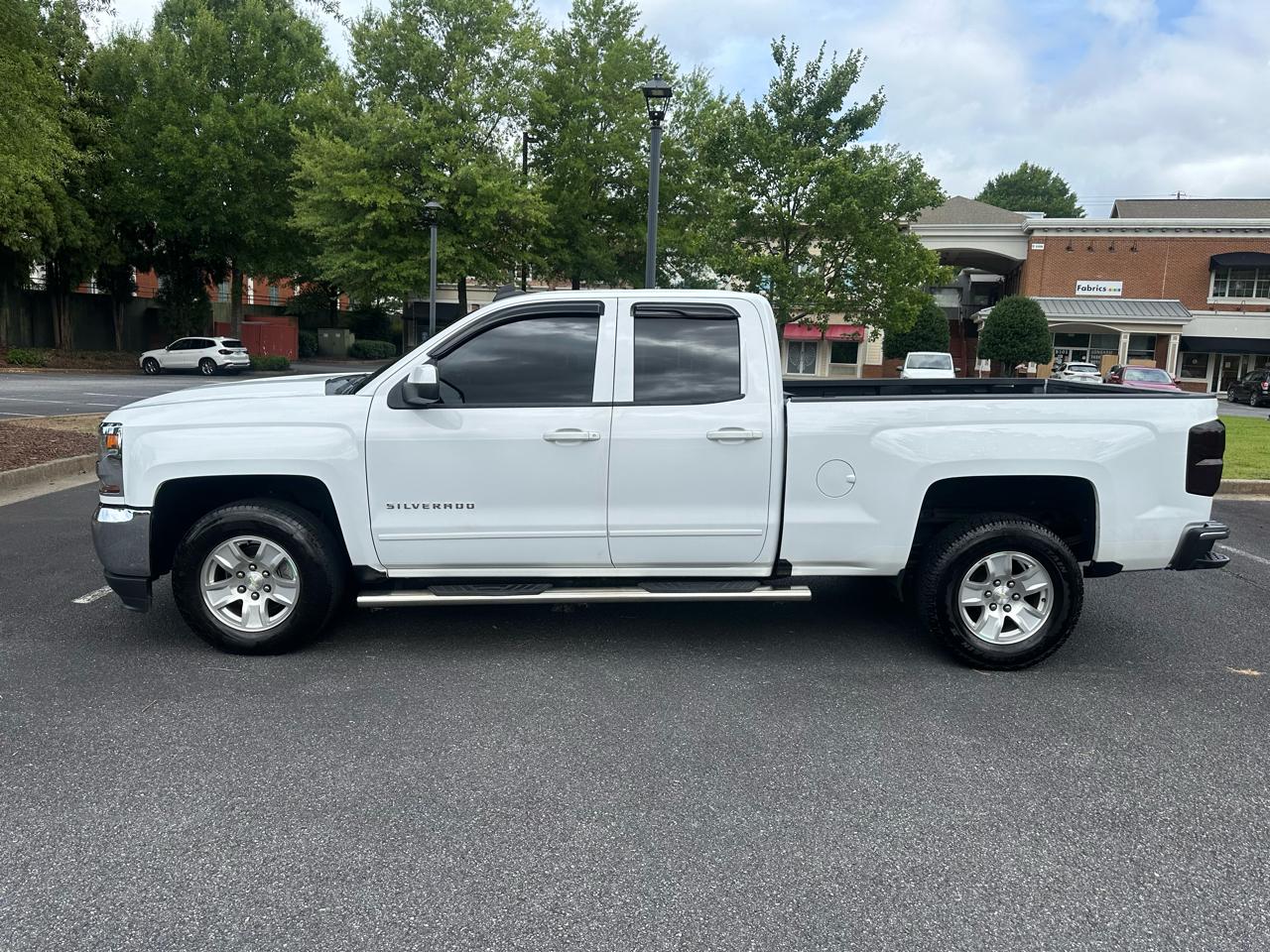 Chevrolet Silverado 1500 LT Double Cab 2WD 2018