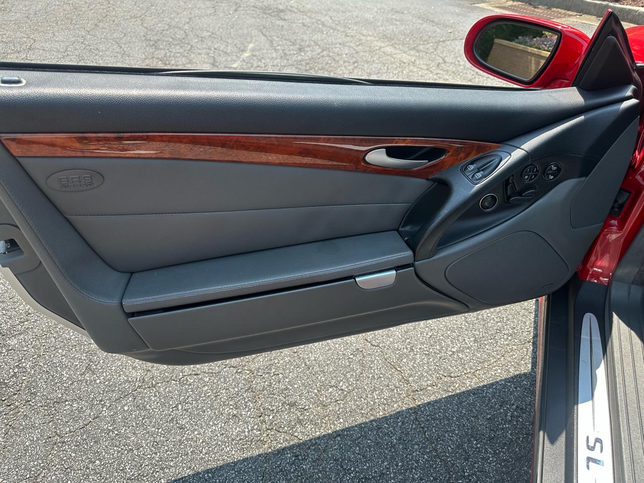 Mercedes-Benz SL-Class SL500 2006