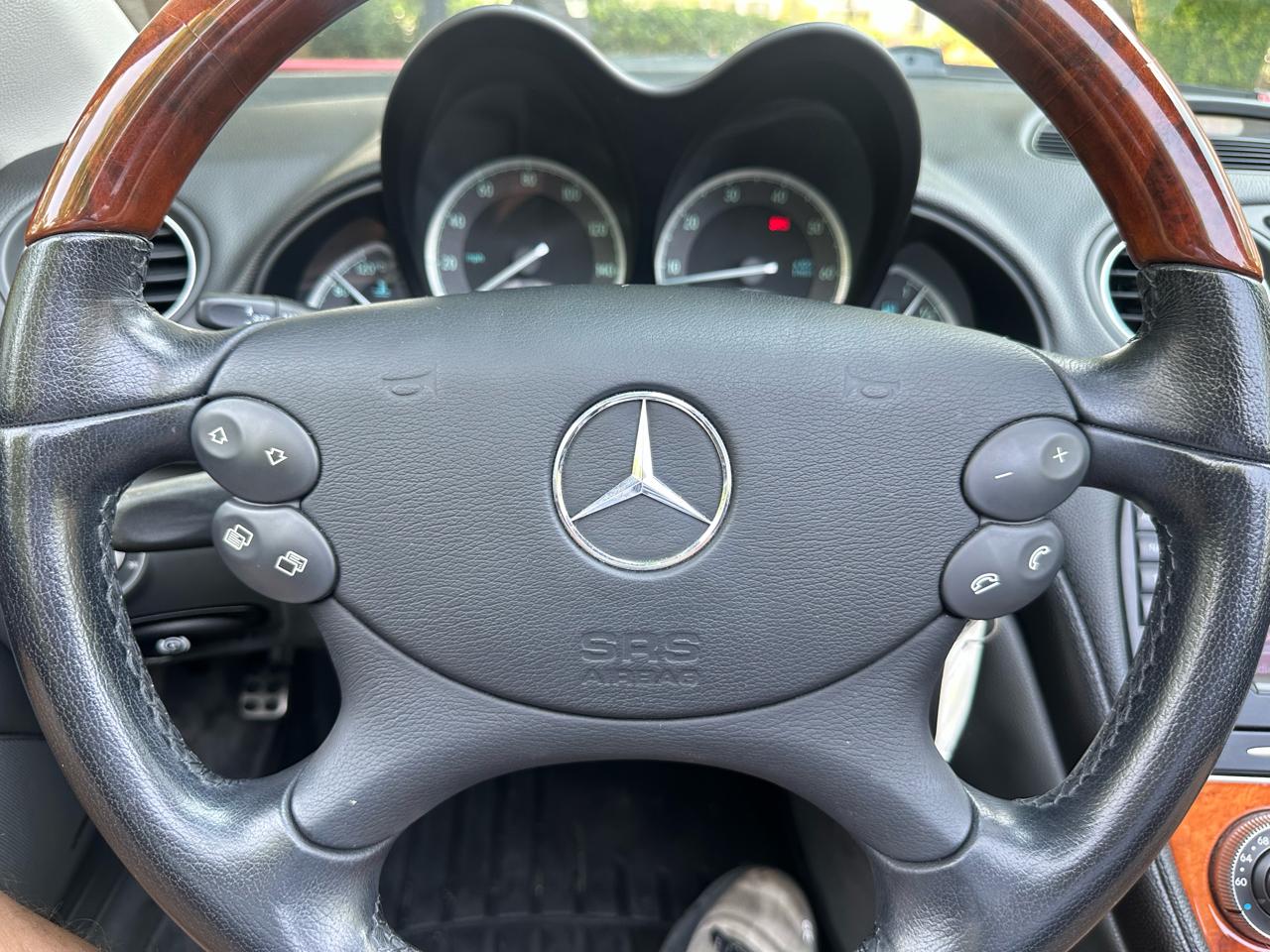 Mercedes-Benz SL-Class SL500 2006