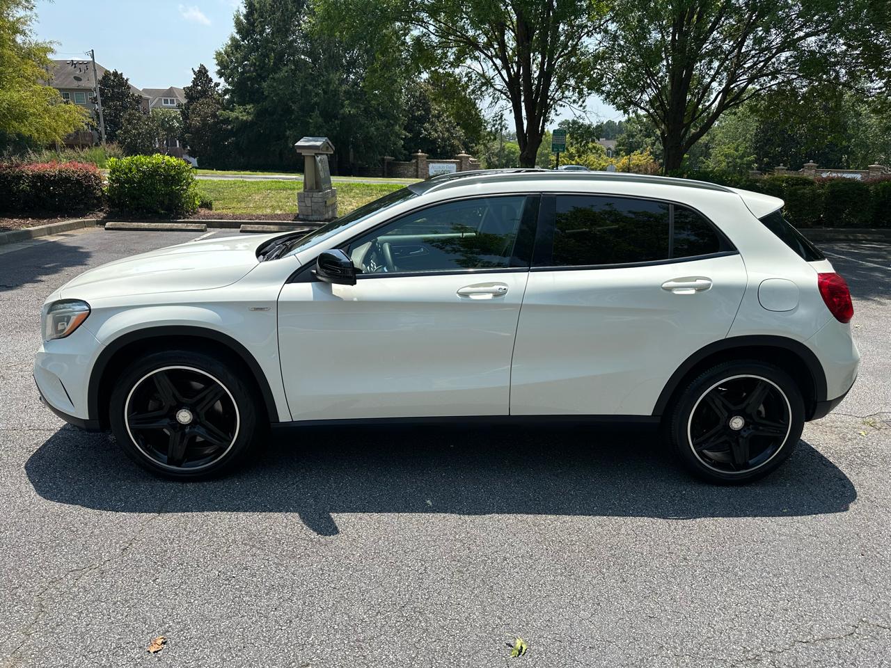 Mercedes-Benz GLA-Class GLA250 4MATIC 2015