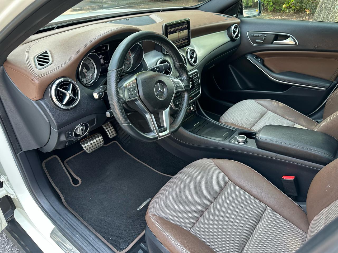 Mercedes-Benz GLA-Class GLA250 4MATIC 2015