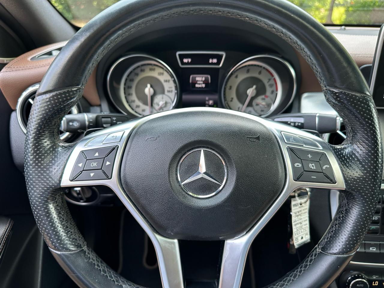 Mercedes-Benz GLA-Class GLA250 4MATIC 2015