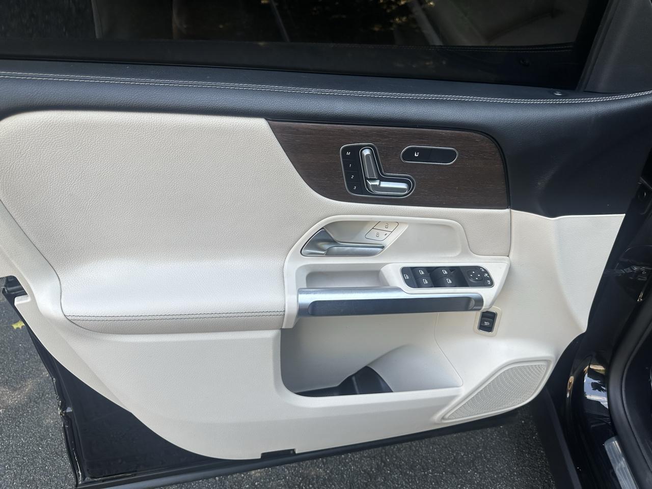 Mercedes-Benz GLB-Class GLB 250 4MATIC 2020