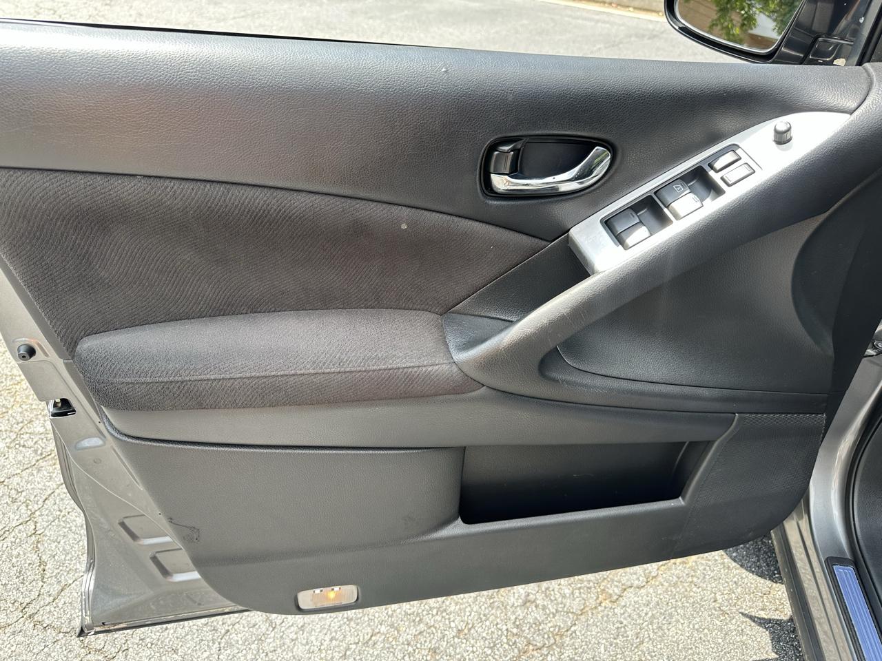 Nissan Murano SV 2013