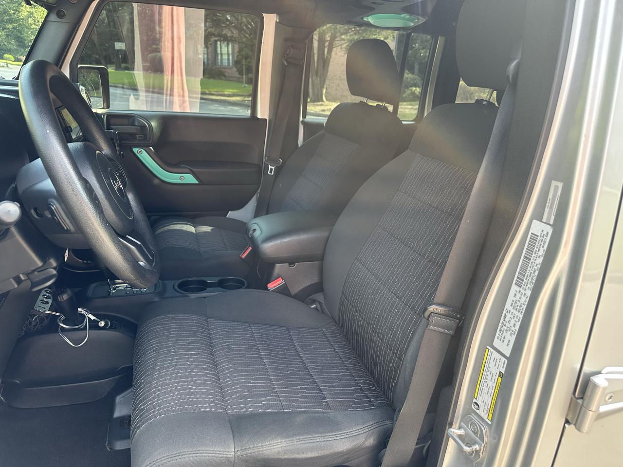 Jeep Wrangler Unlimited Sport 4WD 2012
