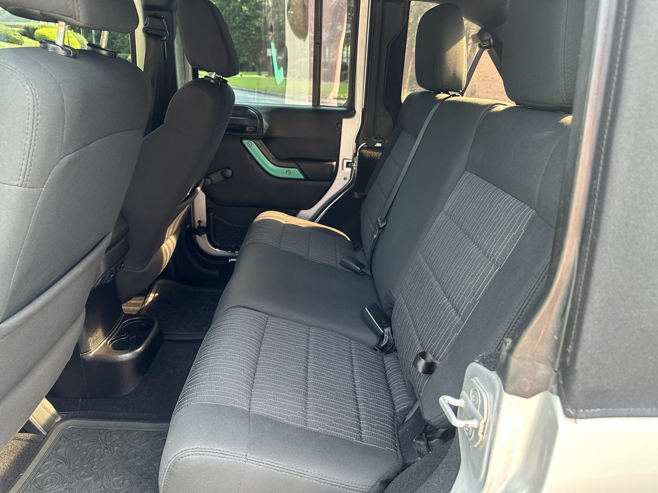 Jeep Wrangler Unlimited Sport 4WD 2012