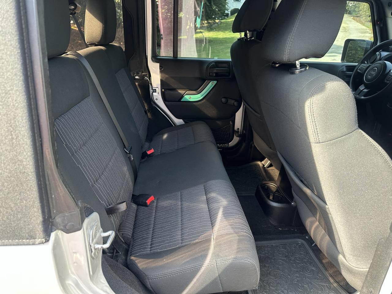Jeep Wrangler Unlimited Sport 4WD 2012