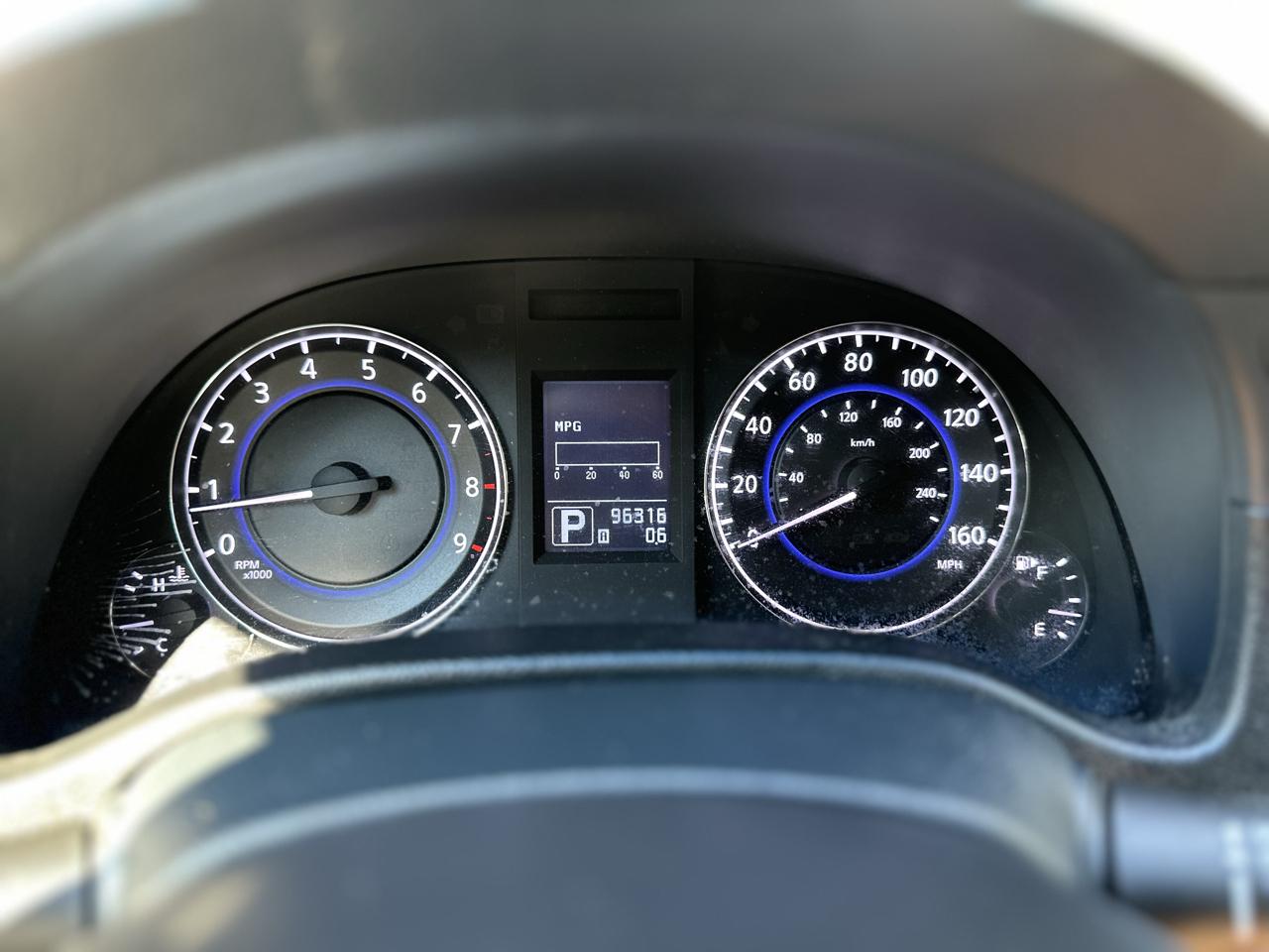 Infiniti G Coupe x AWD 2012