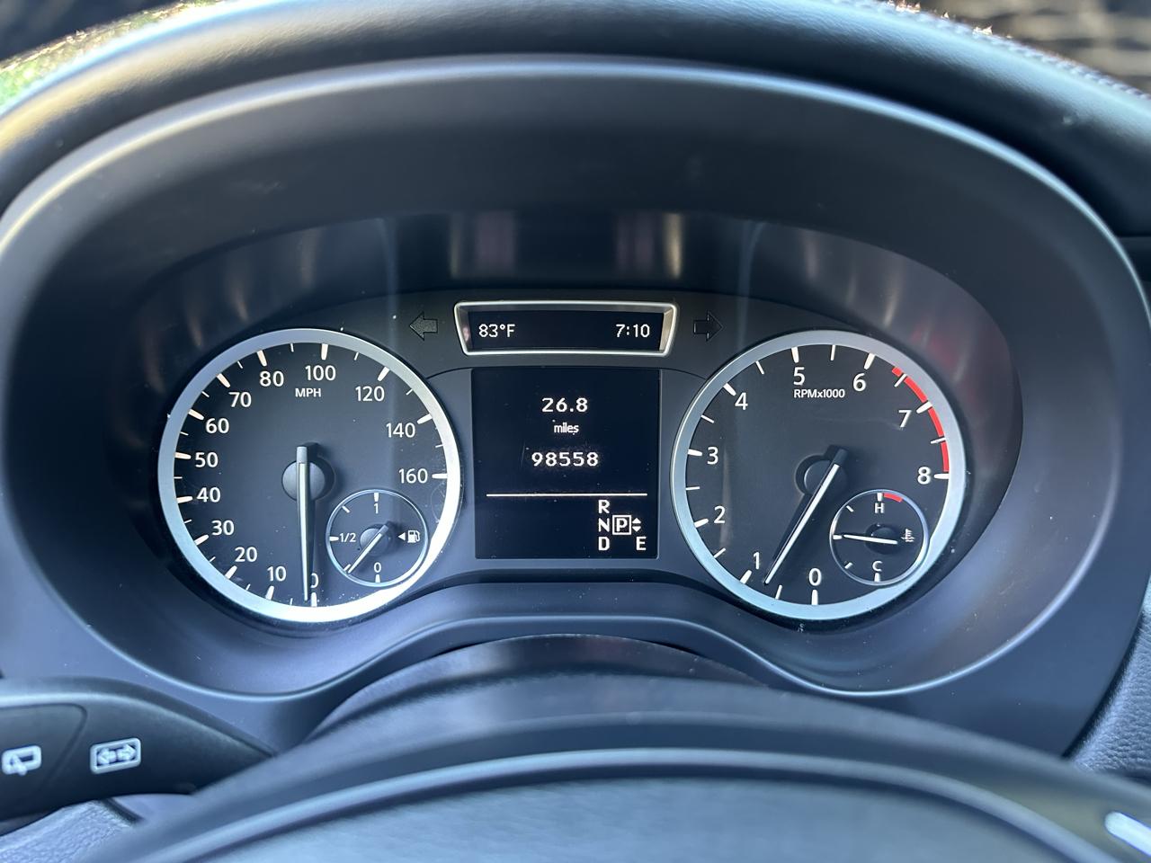 Infiniti QX30 Base 2018