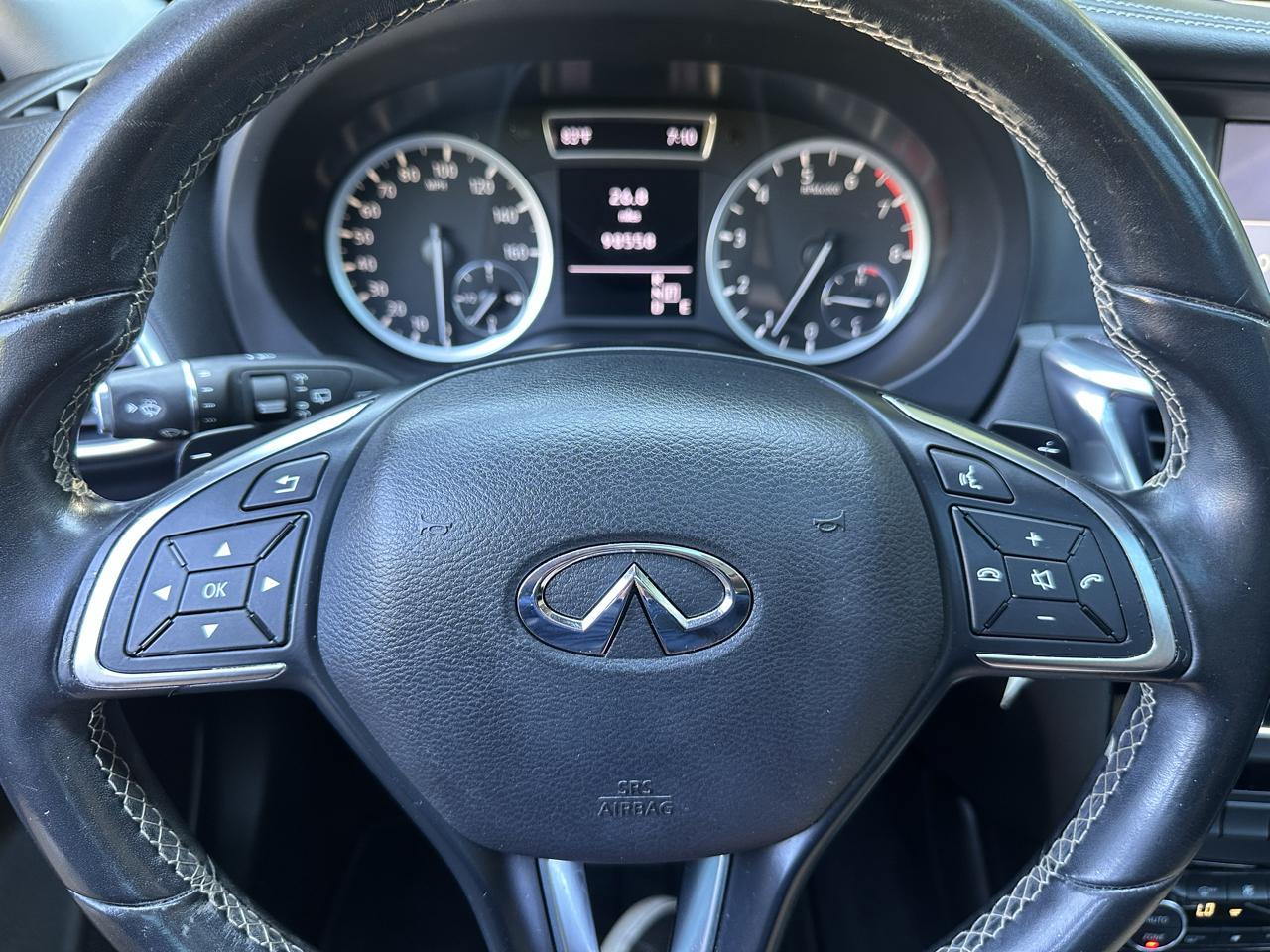 Infiniti QX30 Base 2018