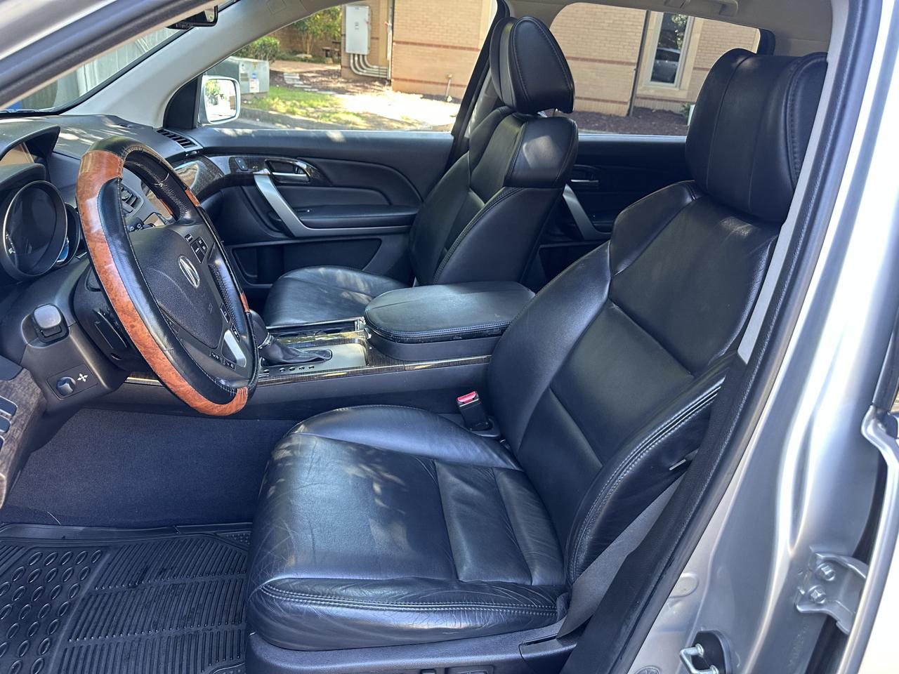 Acura MDX 6-Spd AT w/Tech and Entertainment Package 2012