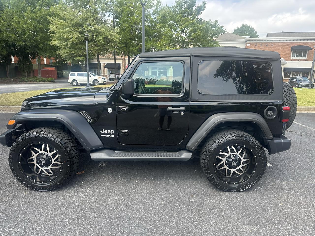 Jeep Wrangler Sport 4WD 2018