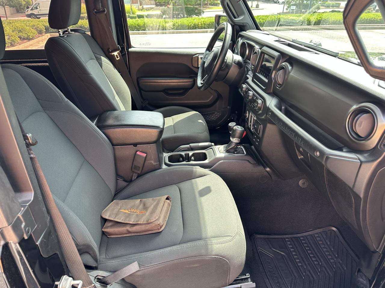Jeep Wrangler Sport 4WD 2018