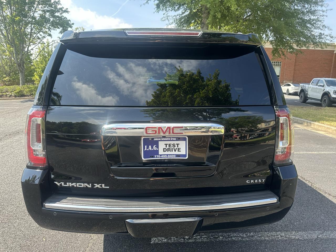 GMC Yukon XL Denali 2WD 2016