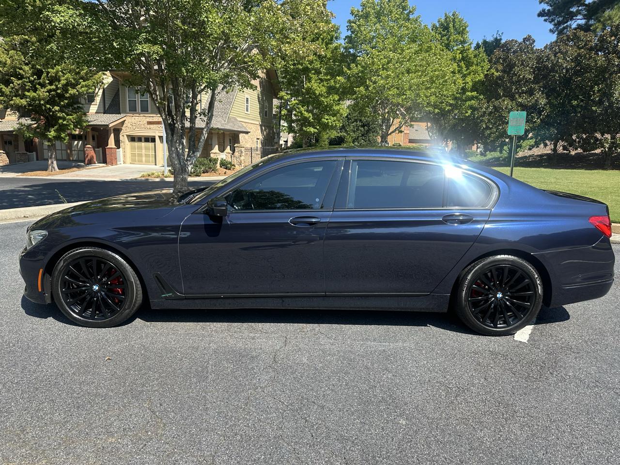 BMW 7-Series 740i 2017