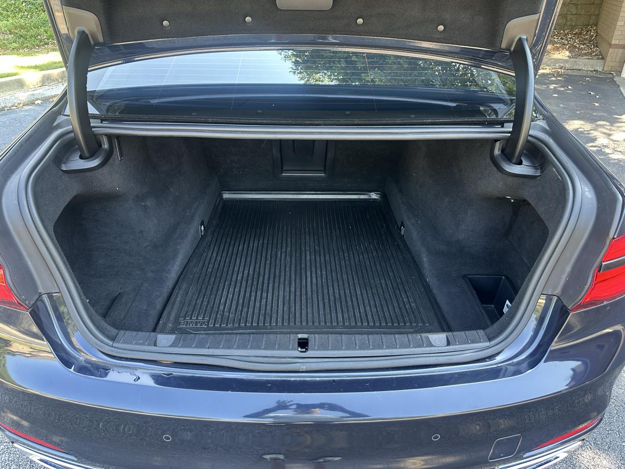 BMW 7-Series 740i 2017
