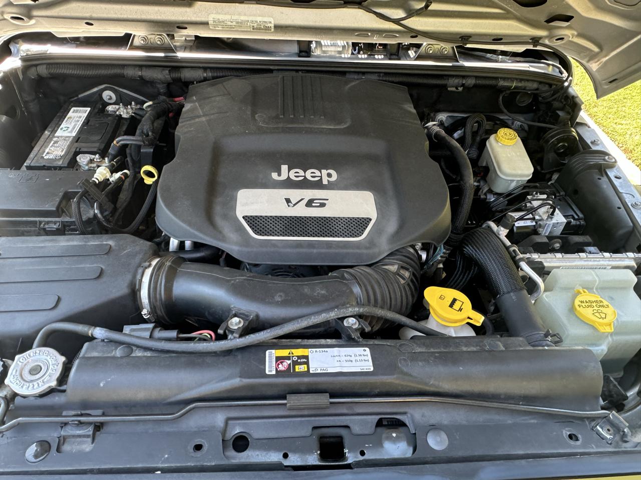 Jeep Wrangler Unlimited Sport 4WD 2015