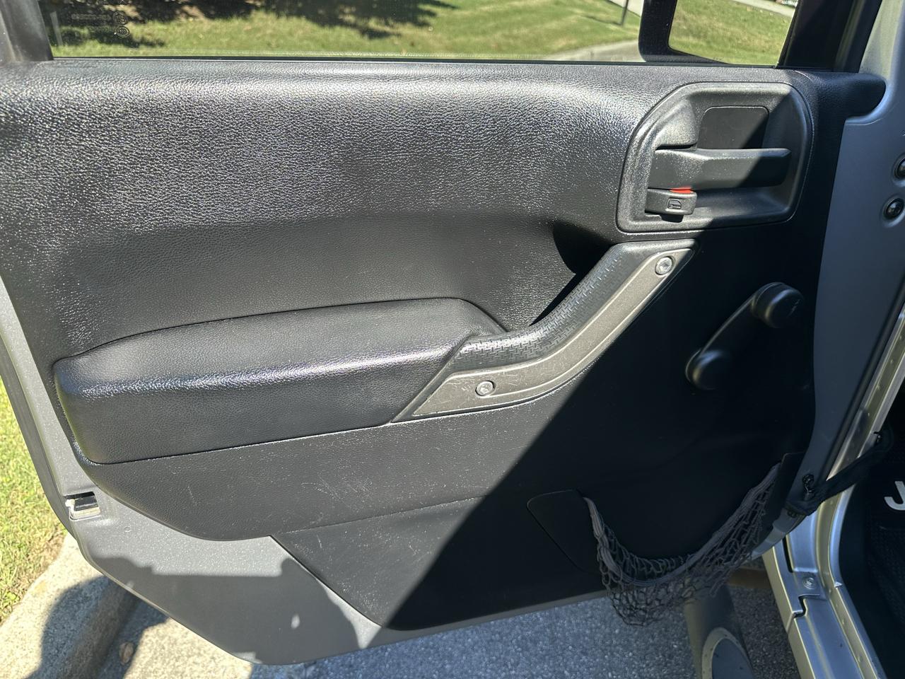 Jeep Wrangler Unlimited Sport 4WD 2015