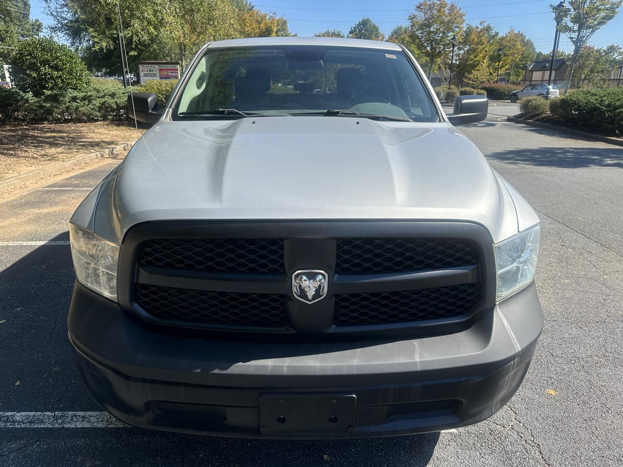 RAM 1500 Tradesman Crew Cab SWB 2WD 2018