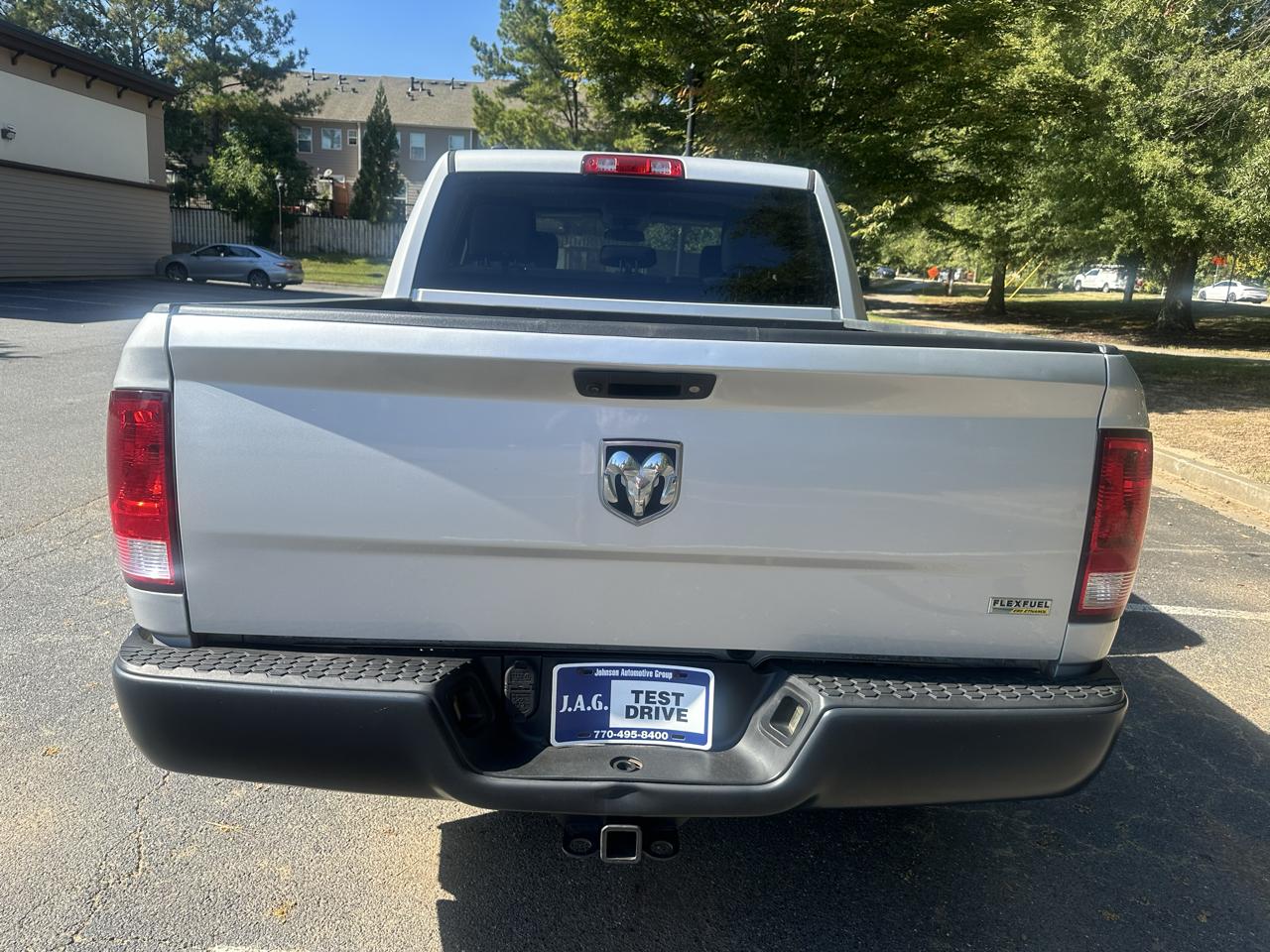 RAM 1500 Tradesman Crew Cab SWB 2WD 2018