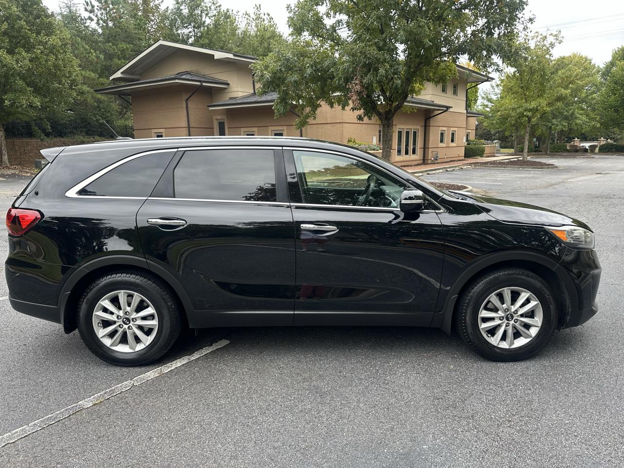 Kia Sorento L 2WD 2019