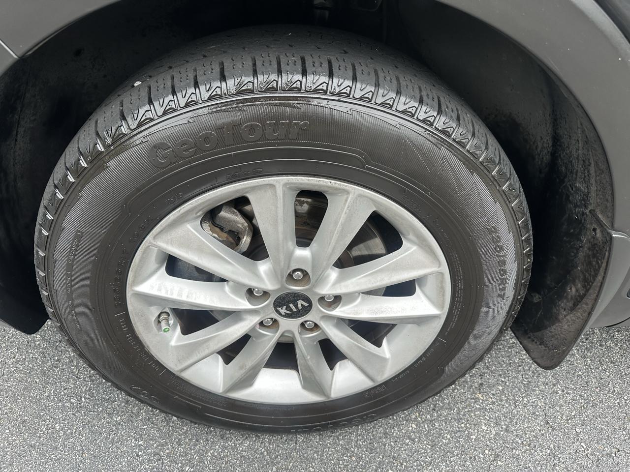 Kia Sorento L 2WD 2019