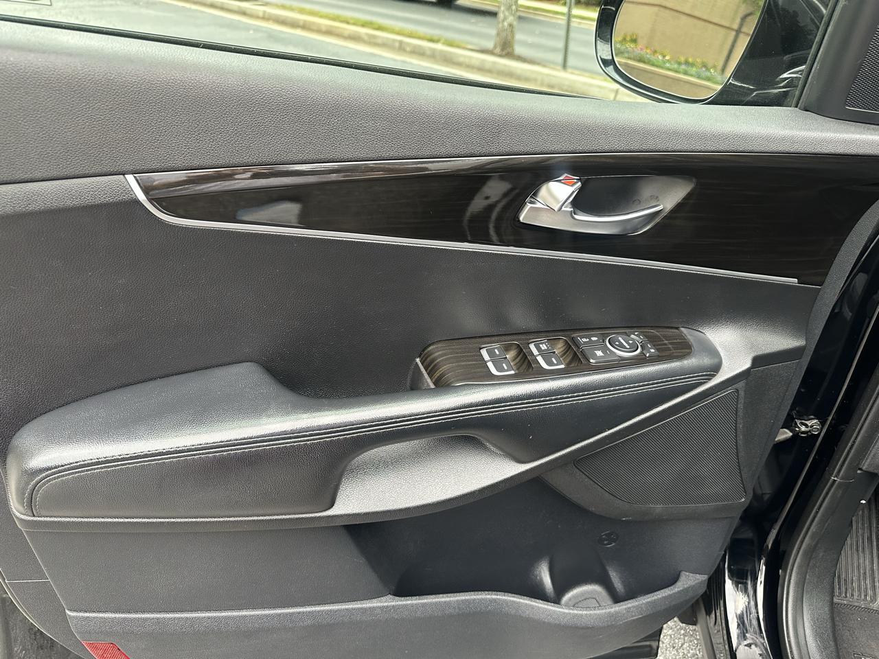 Kia Sorento L 2WD 2019
