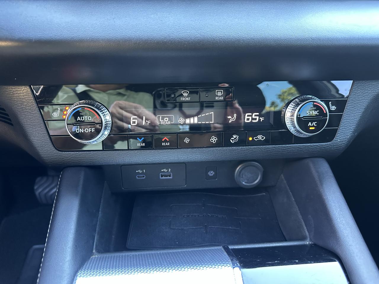 Mitsubishi Outlander SEL 2WD 2023
