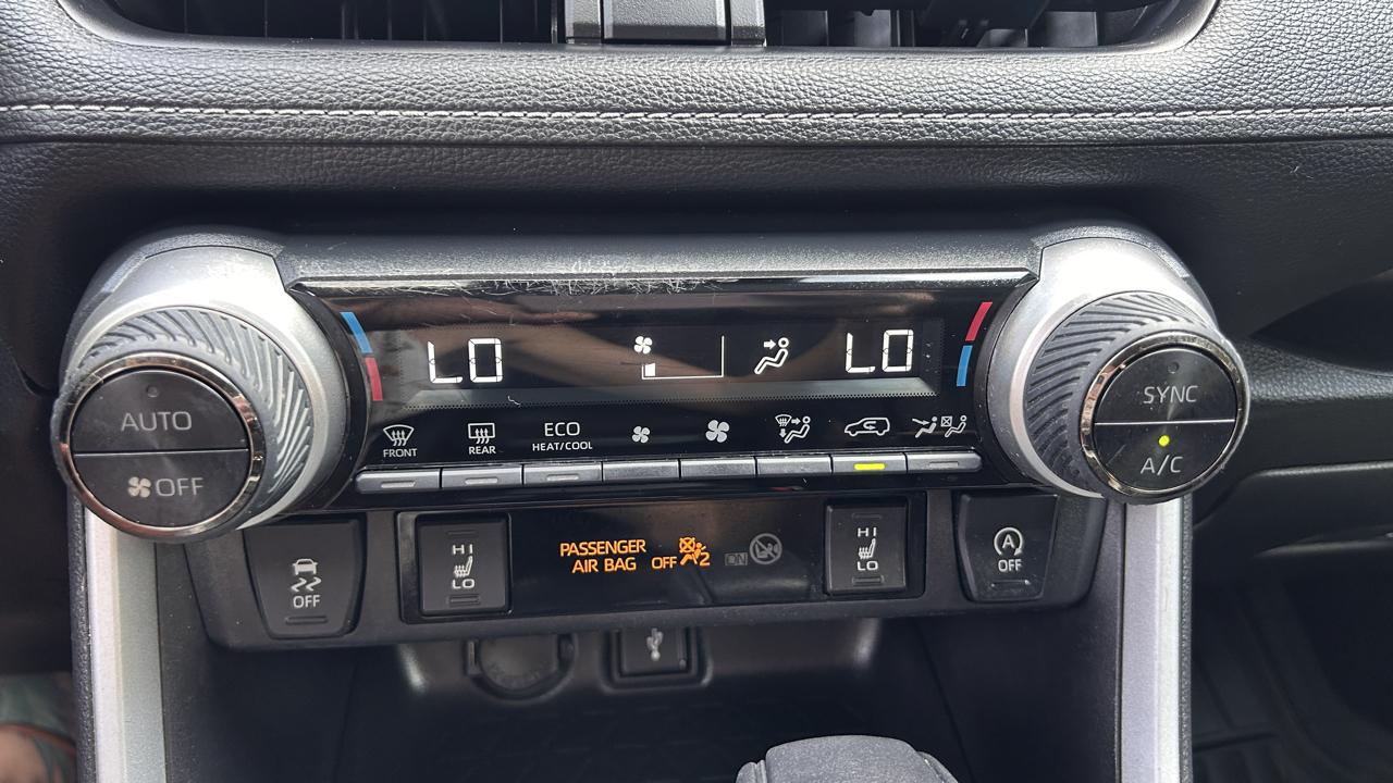 Toyota RAV4 XLE AWD 2022