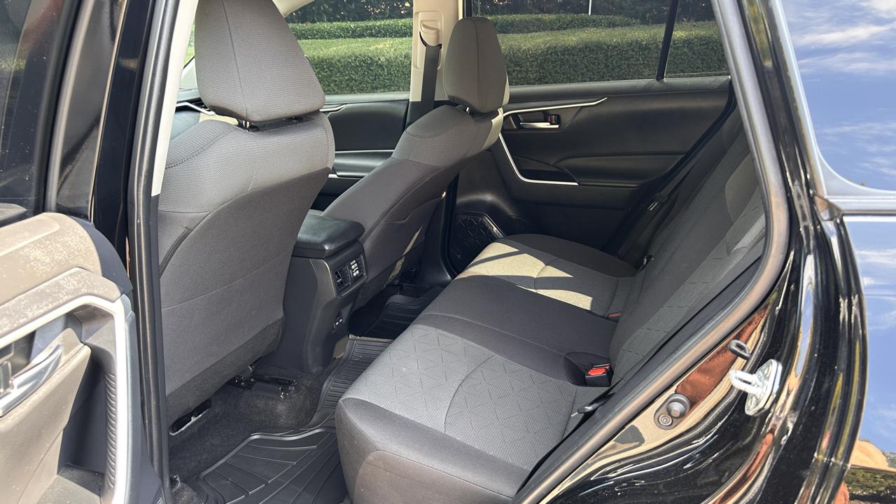 Toyota RAV4 XLE AWD 2022