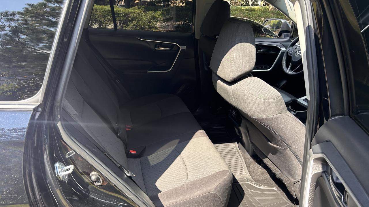 Toyota RAV4 XLE AWD 2022