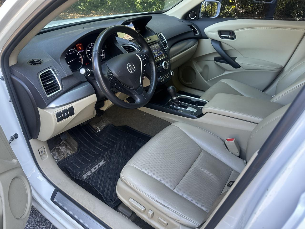 Acura RDX 6-Spd AT w/ Technology Package 2016