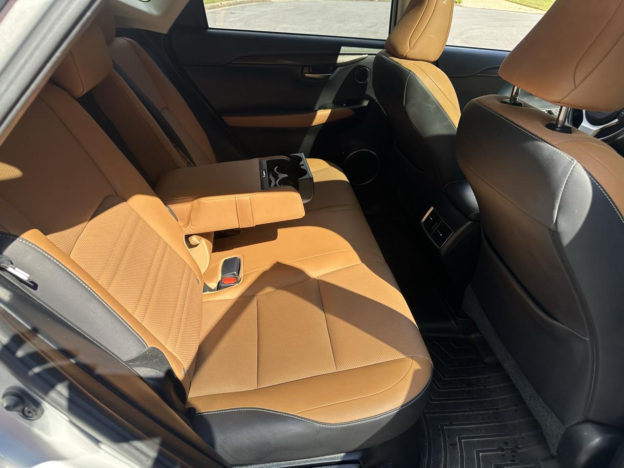 Lexus NX 300 Base 2018
