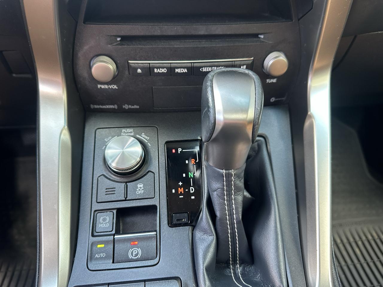 Lexus NX 300 Base 2018