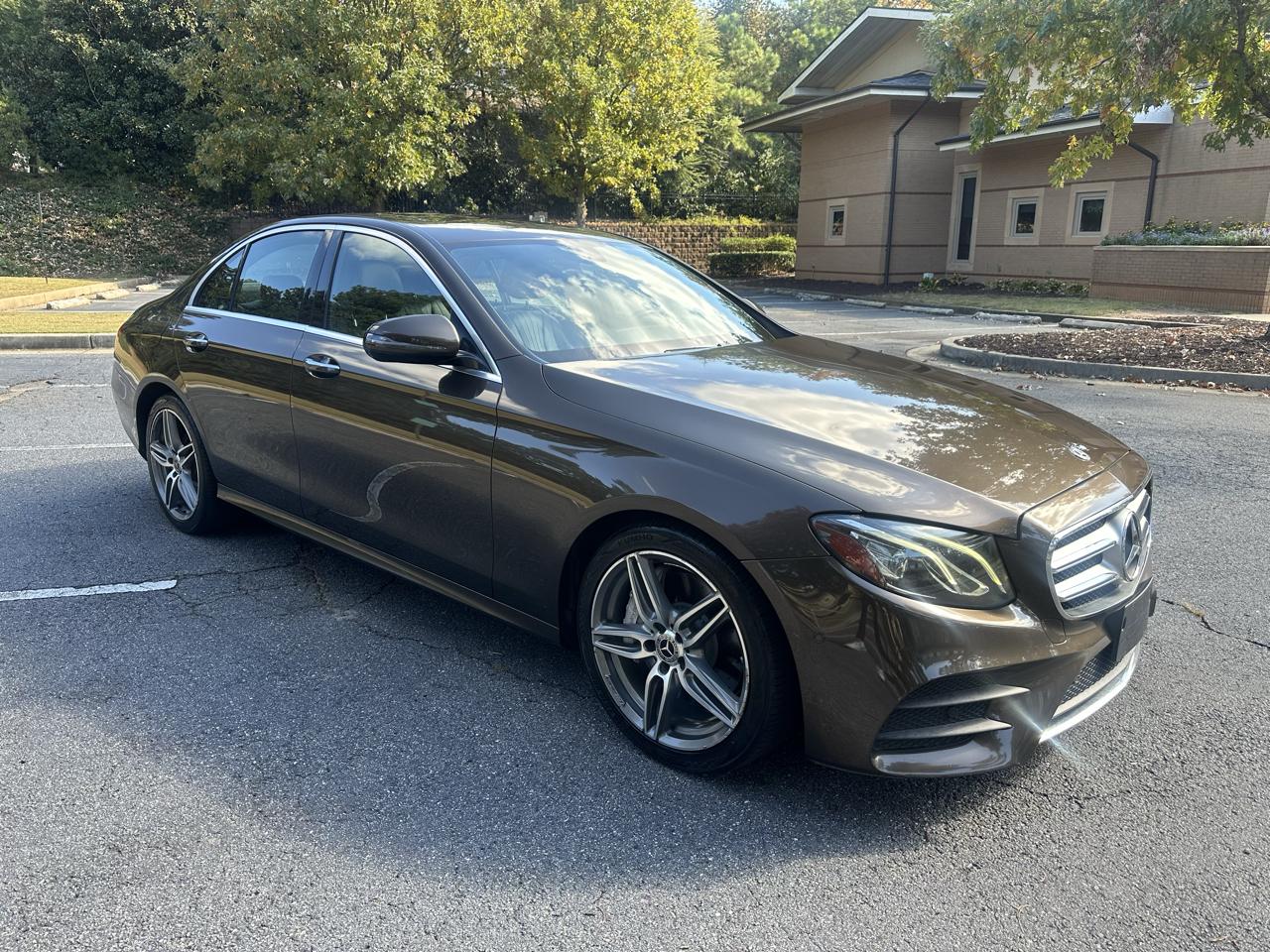 Mercedes-Benz E-Class E300 Luxury Sedan 2018