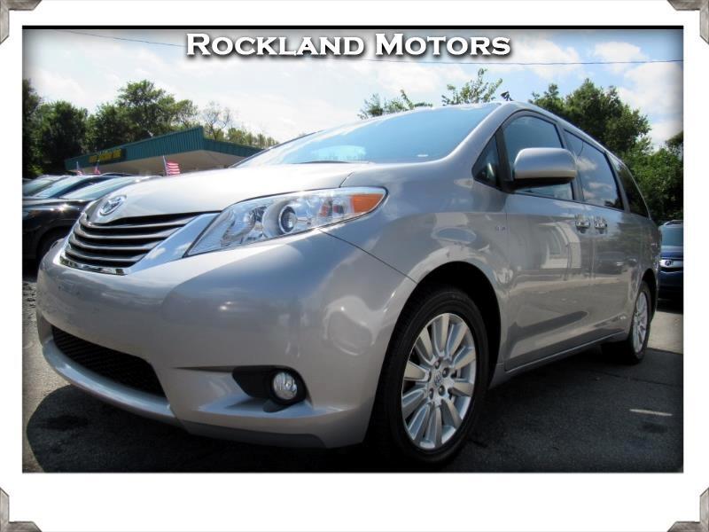 2017 toyota sienna xle awd
