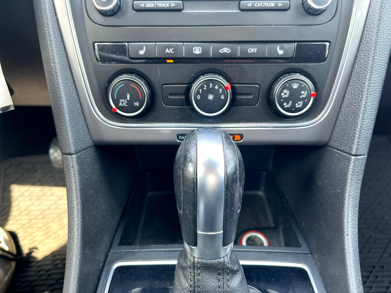 Volkswagen Passat 4dr Sdn 1.8T Auto S PZEV 2015 Volkswagen Passat 4dr Sdn 1.8T Auto S PZEV 2015