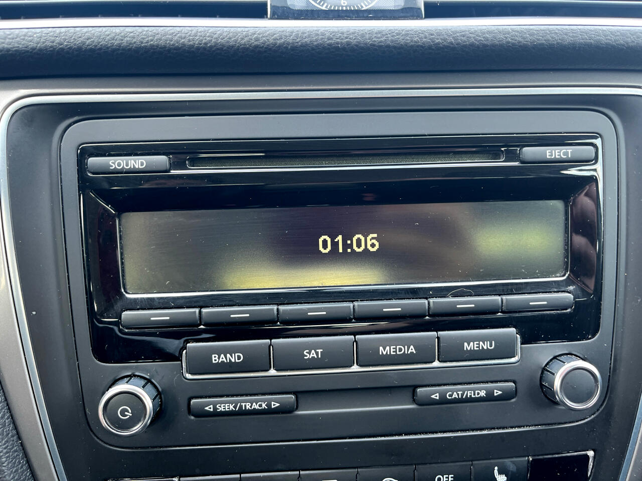 Volkswagen Passat 4dr Sdn 1.8T Auto S PZEV 2015 Volkswagen Passat 4dr Sdn 1.8T Auto S PZEV 2015