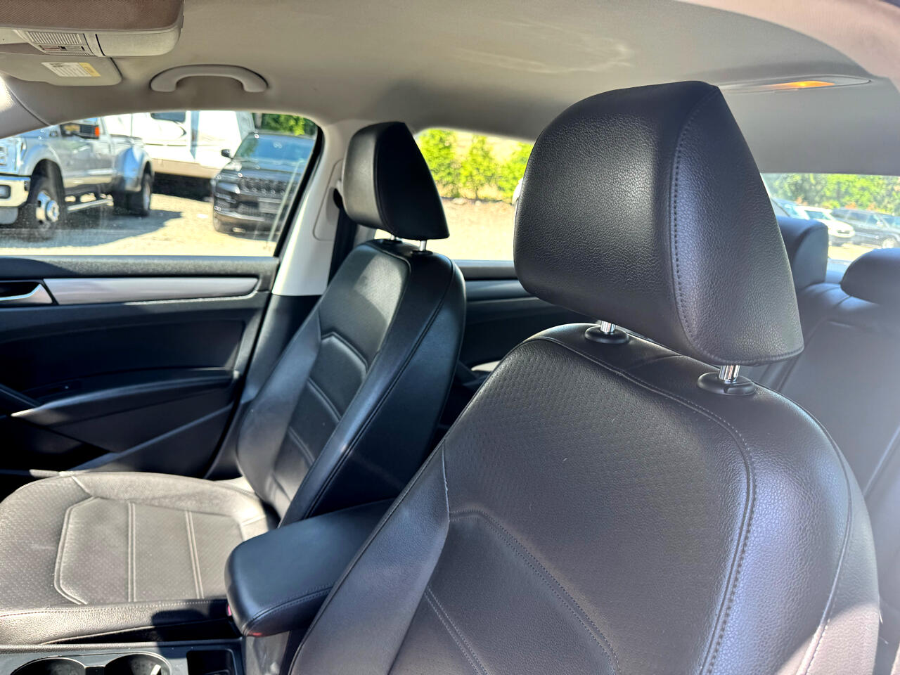 Volkswagen Passat 4dr Sdn 1.8T Auto S PZEV 2015 Volkswagen Passat 4dr Sdn 1.8T Auto S PZEV 2015