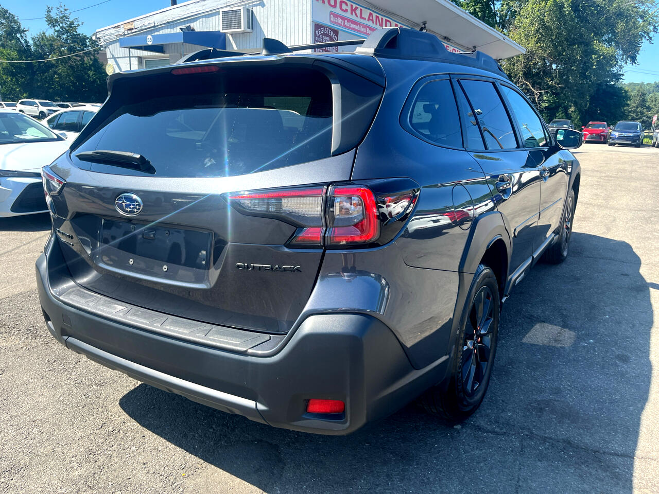 2023 Subaru Outback Onyx Edition photo 5